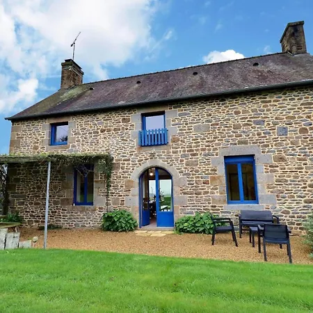 Holiday home De Dartagnan La Fontenelle (Ille-et-Vilaine)